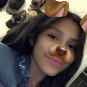 Meet your Posher, Araceli